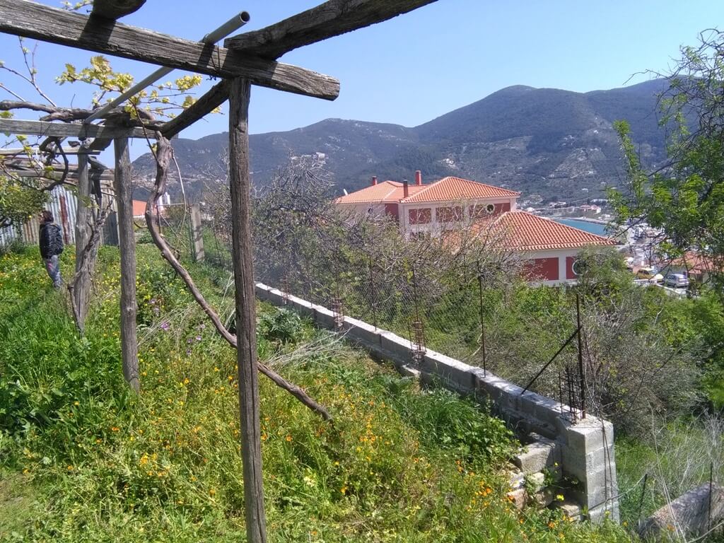 Plot in Skopelos Town, magnificent views