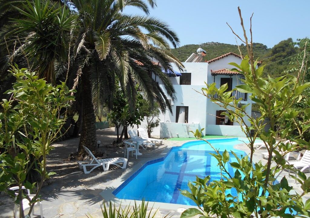Δωματίων με πισίνα-gallery01-skopelosrealestate.net