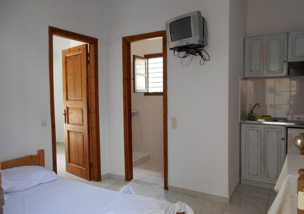 Δωματίων με πισίνα-gallery07-skopelosrealestate.net